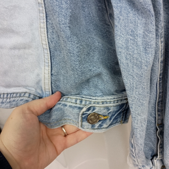 FOREVER 21 Distressed Thrash Grunge Patchwork Denim Relaxed Jacket (#1,376)(C) - Picture 7 of 10